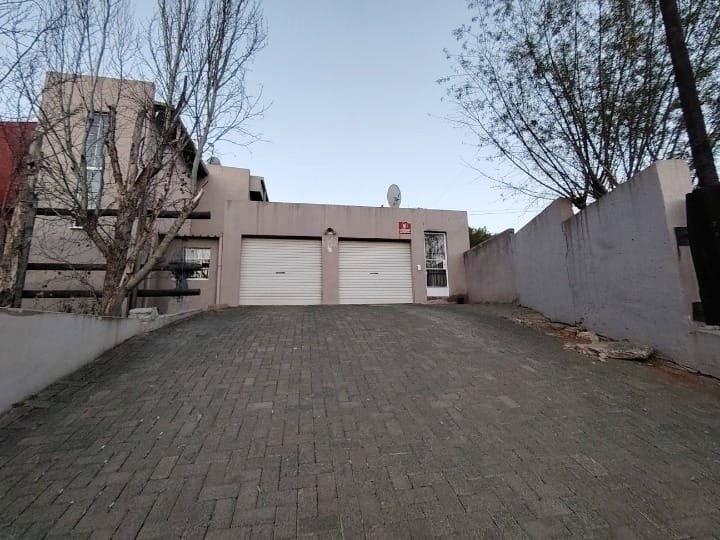3 Bedroom Property for Sale in Baysvalley Free State